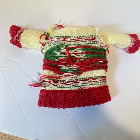 Doll or Teddy Bear Christmas Sweater and Santa Hat Set Wreath Red Creme Green - Picture 16 of 16